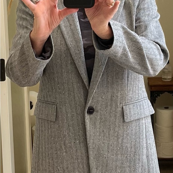 Lafayette 148 size 4 grey blue white jacket never worn - Picture 3 of 3